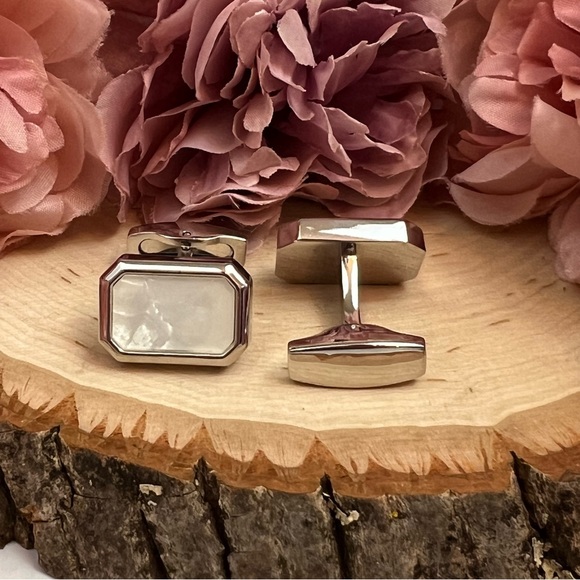 Shimmering Mother of Pearl Silver Cufflinks - Picture 9 of 15